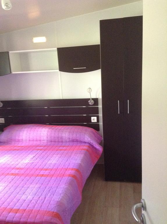Camping Pineta Hotel Urbino Eksteriør billede
